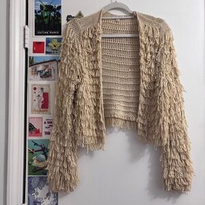 Eve Mendes shag cardigan